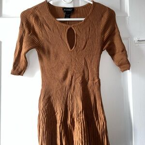 Ashro Women's Tan Ribbed Short Sleeve Tunic Top